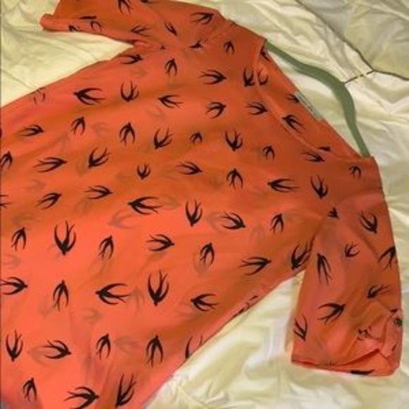 Janette Girls Coral Tunic with Black Sparrow Bird Pattern, Sz Small - Picture 3 of 3
